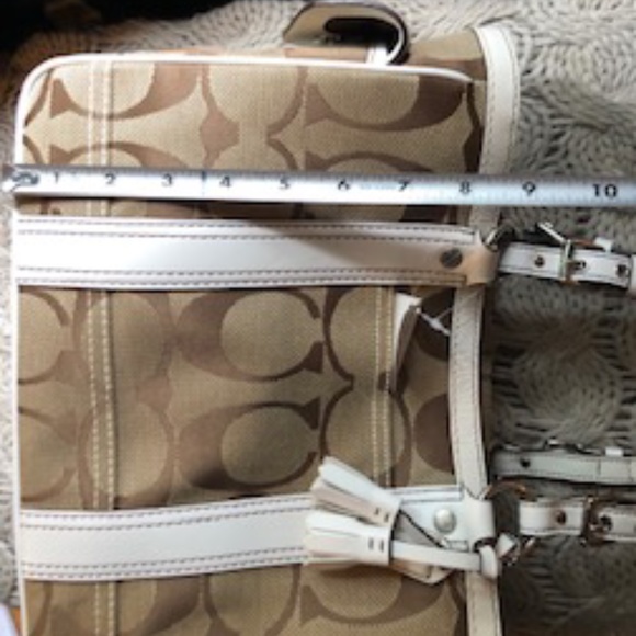 *HOST PICK* Coach Tote Purse *NEW* - Picture 4 of 8